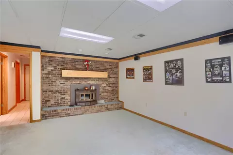 199 Rustic Dr, Irwin, PA 15642 photo 7