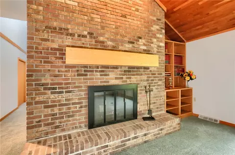 199 Rustic Dr, Irwin, PA 15642 photo 16