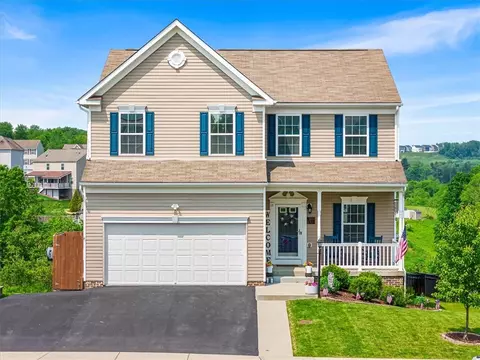117 Dutch Creek Dr, Zelienople, PA 16063