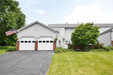 1125 Valleyview Dr, Lawrence, PA 15055