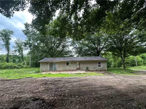 22 Howes Ln, Fredericktown, PA 15333