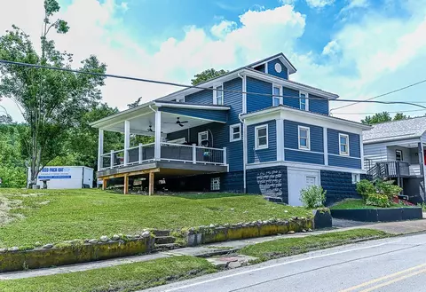 195 Beaver St, New Brighton, PA 15066