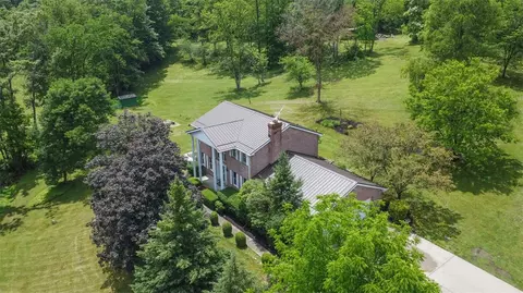 201 Clarke Rd, Claysville, PA 15323