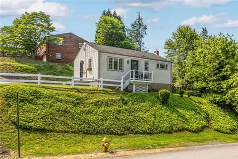 301 Chalfant St, East Pittsburgh, PA 15112