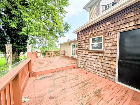 Exterior - 323 E 2nd St, Derry, PA 15627 photo 6 of 8