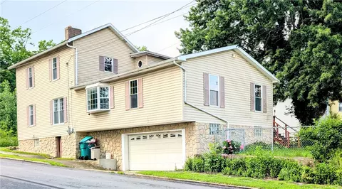 Exterior - 323 E 2nd St, Derry, PA 15627 photo 2 of 8