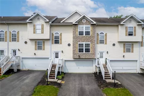 206 Mountain Dr, Carnegie, PA 15106