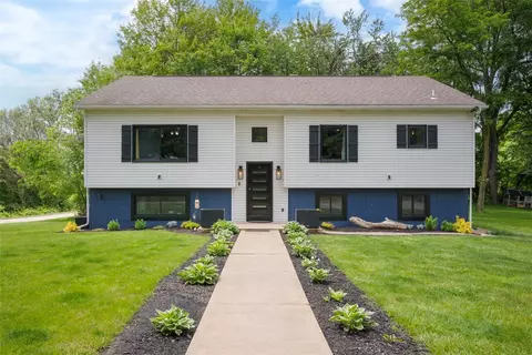 3846 Green Garden Rd, Aliquippa, PA 15001