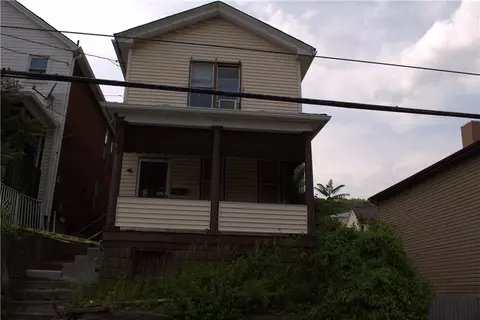 318 W 8th Ave, Tarentum, PA 15084