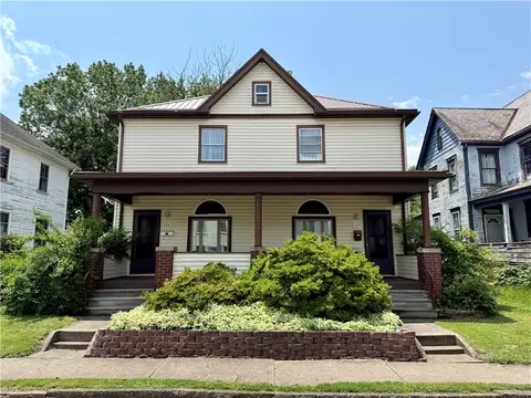 121-123 4th Ave, Scottdale, PA 15683