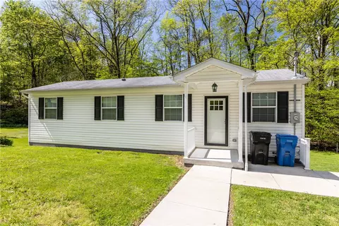 11400 Guffey Rillton Rd, Irwin, PA 15642