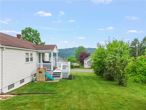 601 Monroe St, New Eagle, PA 15067 photo 31