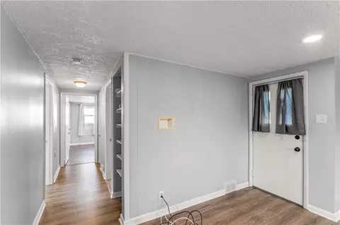 601 Monroe St, New Eagle, PA 15067 photo 6