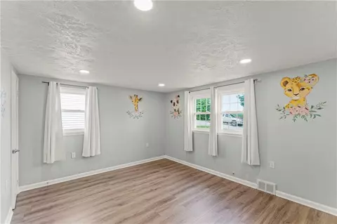 601 Monroe St, New Eagle, PA 15067 photo 17