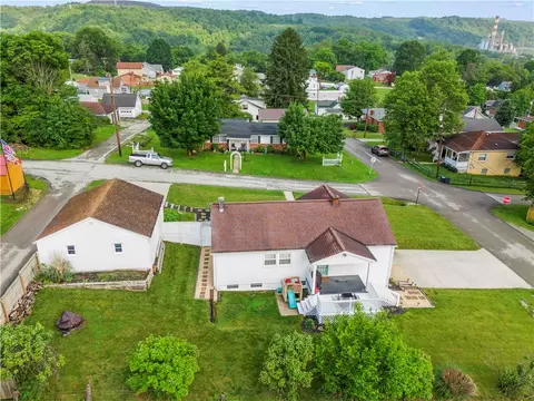 601 Monroe St, New Eagle, PA 15067 photo 33