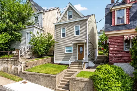 435 Walde St, Pittsburgh, PA 15210