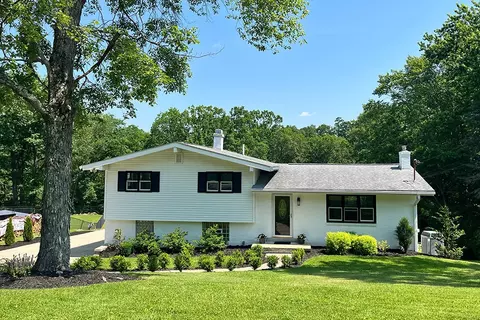 155 Broadbent Rd, Sewickley, PA 15143