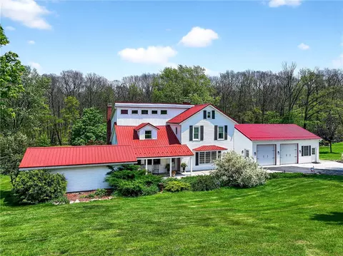 260 Stouffer Hill Rd, Friedens, PA 15541