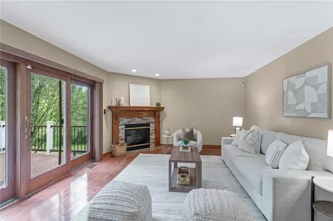 116 Bristol Dr, Seven Fields, PA 16046 photo 27