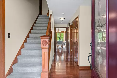 116 Bristol Dr, Seven Fields, PA 16046 photo 13