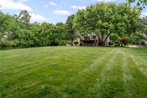 116 Bristol Dr, Seven Fields, PA 16046 photo 5