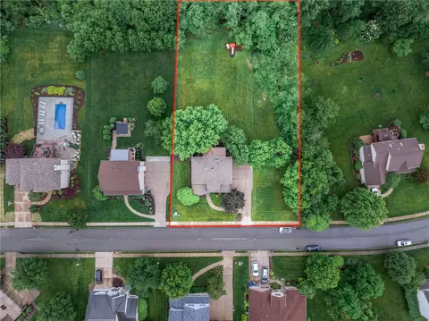116 Bristol Dr, Seven Fields, PA 16046 photo 7