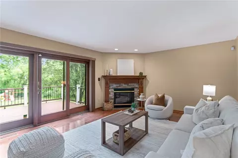 116 Bristol Dr, Seven Fields, PA 16046 photo 28
