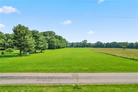406 Carmichaels St, Rices Landing, PA 15357