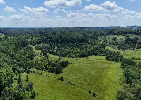000 G And S Rd, Punxsutawney, PA 15767