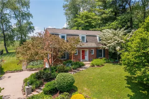 2348 Mill Grove Rd, Pittsburgh, PA 15241