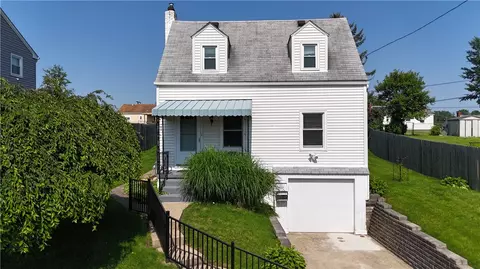 511 Oakhurst Ave, North Versailles, PA 15137