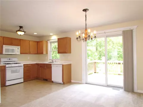 6921 Spring Valley Ln, Export, PA 15632 photo 11