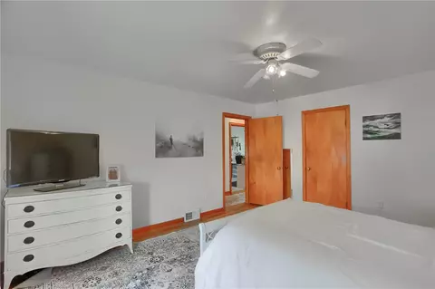 Bedroom - 73 Webster Ave, Irwin, PA 15642 photo 2 of 5