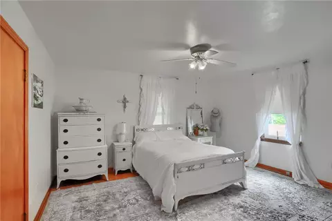 Bedroom - 73 Webster Ave, Irwin, PA 15642 photo 1 of 5