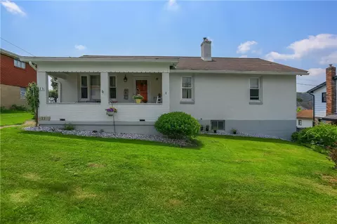 73 Webster Ave, Irwin, PA 15642