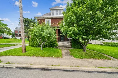 520 Morrell Ave, Connellsville, PA 15425