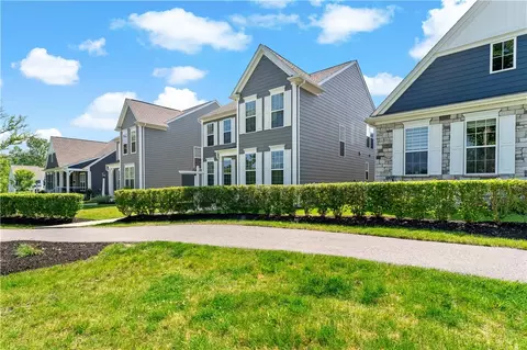 2008 Ashton Row, Bridgeville, PA 15017