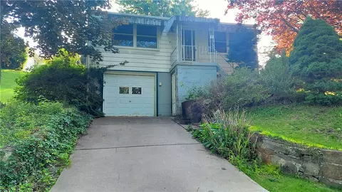 93 8th Ave, Pittsburgh, PA 15229