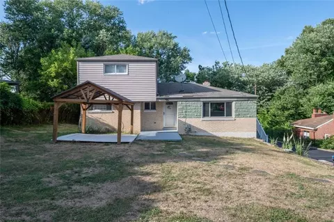 415 Broughton Rd, Bethel Park, PA 15102