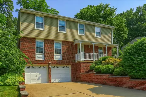 217 Baintree Rd, Moon Twp, PA 15108