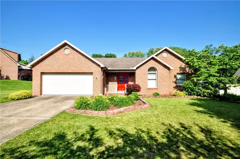 23 Naples Dr, Uniontown, PA 15401