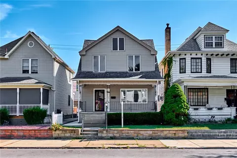 538 Maplewood Ave, Ambridge, PA 15003