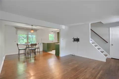 Living - 331 Hoffman Rd, Pittsburgh, PA 15212 photo 3 of 4