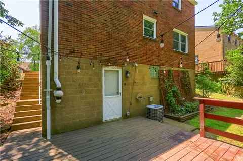 Exterior - 331 Hoffman Rd, Pittsburgh, PA 15212 photo 5 of 8