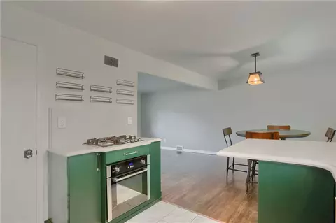 Kitchen - 331 Hoffman Rd, Pittsburgh, PA 15212 photo 6 of 7