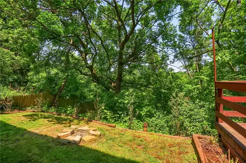 Exterior - 331 Hoffman Rd, Pittsburgh, PA 15212 photo 8 of 8