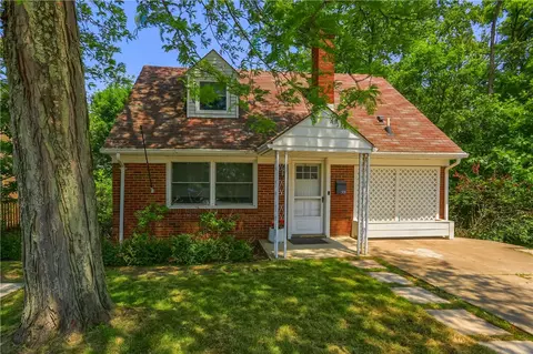 331 Hoffman Rd, Pittsburgh, PA 15212