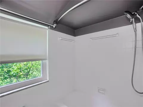 Bath - 331 Hoffman Rd, Pittsburgh, PA 15212 photo 3 of 3