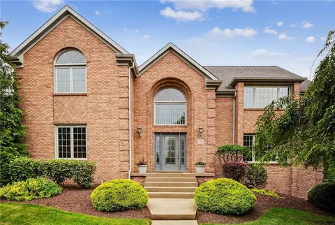 1791 Tragone Dr, Pittsburgh, PA 15241