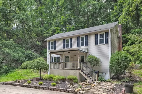 840 Robb Hollow Rd, Pittsburgh, PA 15243